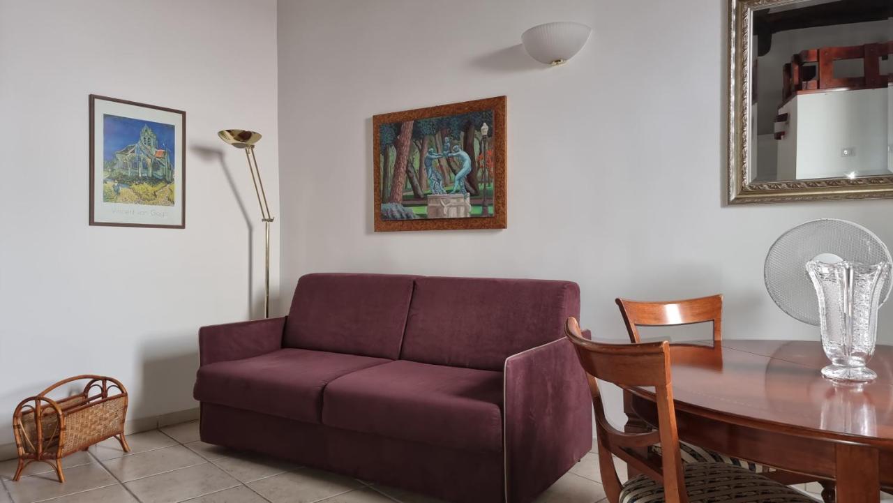 Della Pace, Classy & Charming - Renovated Lejlighed *
